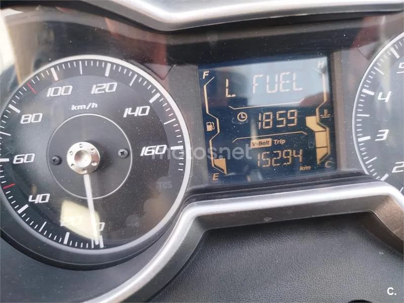 Yamaha XMAX 300 - Vista 9