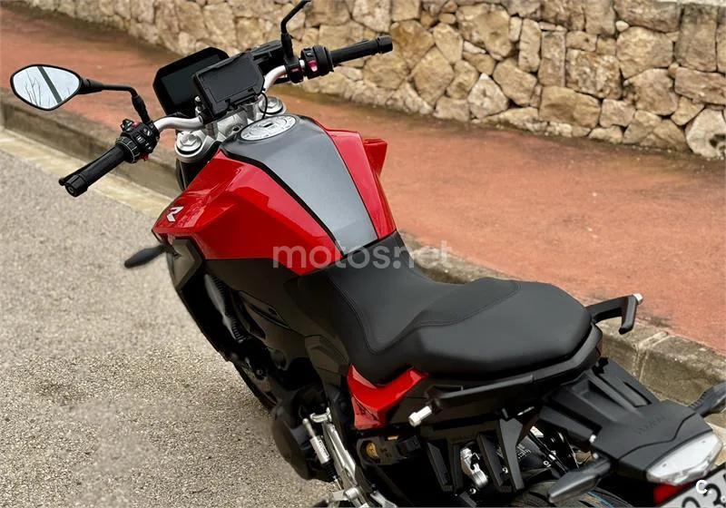 BMW F 900 R - Vista 9