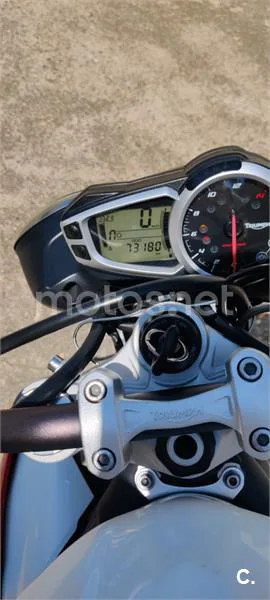 Triumph Street Triple R - Vista 5