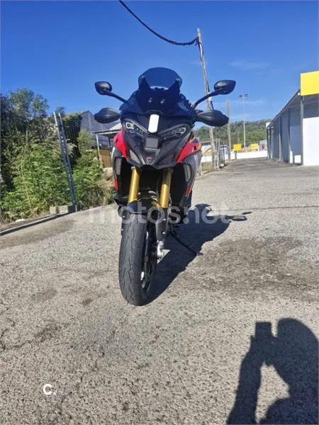 Ducati Multistrada V4 - Vista 3