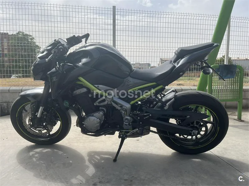Kawasaki Z900 - Vista 7