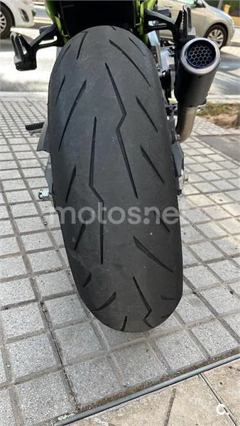 Kawasaki Z900 - Vista 10