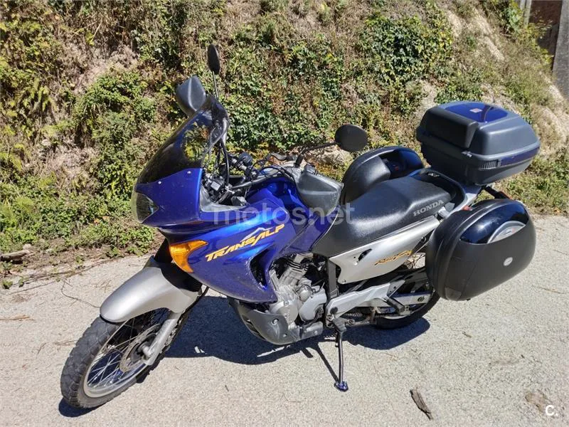 Honda XL700V Transalp - Vista 6