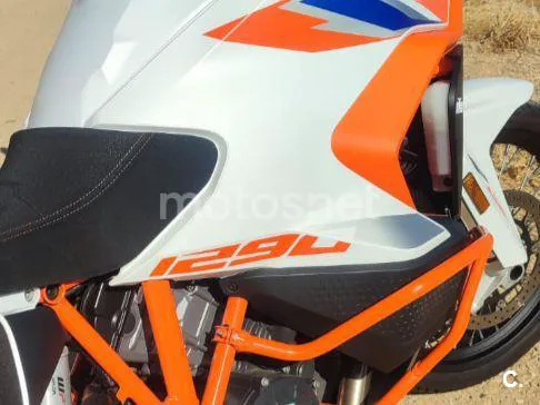 KTM 1290 Super Adventure - Vista 4