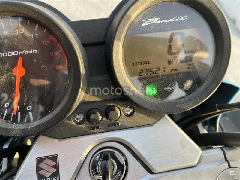 Suzuki Bandit 650S - Vista 4