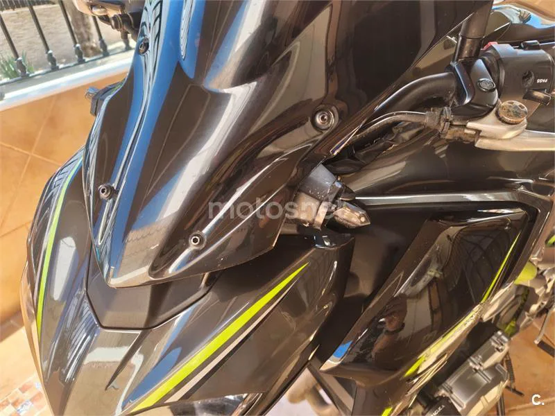 Kawasaki Z900 - Vista 3