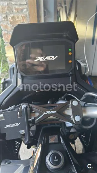 Honda X-ADV - Vista 6