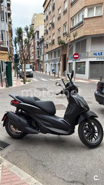 Piaggio Beverly S 400 - Vista 3