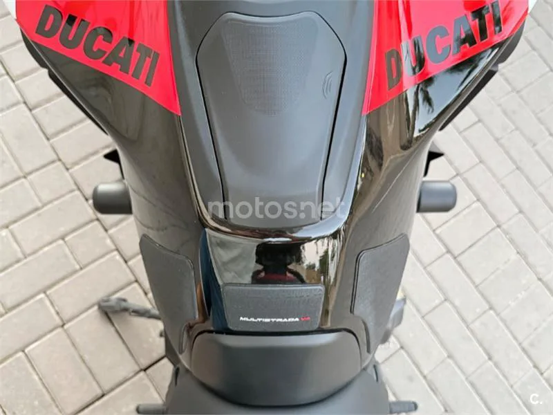 Ducati Multistrada V4 - Vista 5