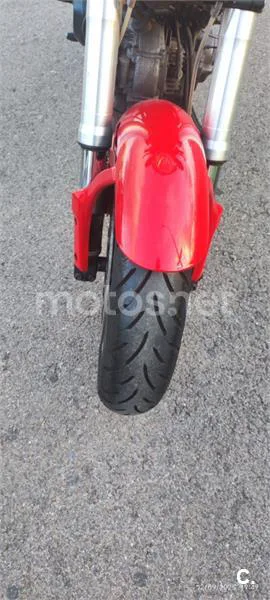 Ducati Monster 695 - Vista 3