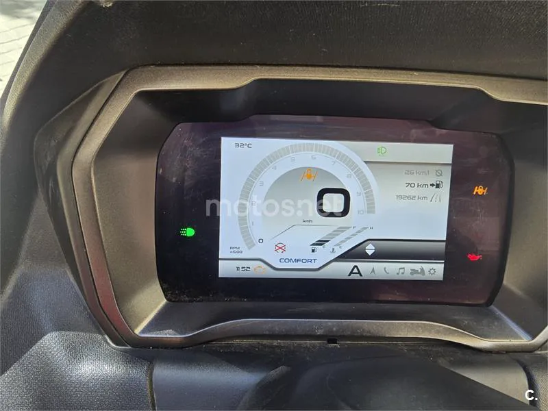 Piaggio MP3 400 Sport - Vista 5