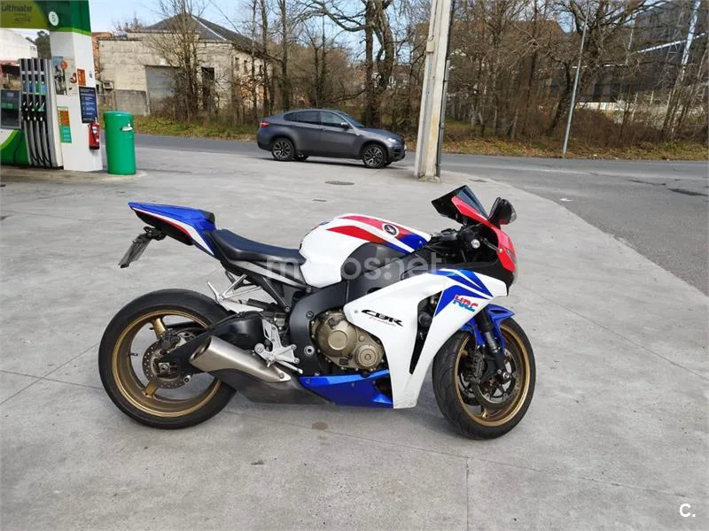 Honda CBR1000RR Fireblade - Vista 3