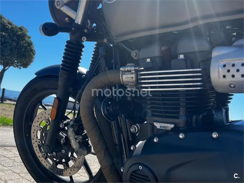 Triumph Street Twin - Vista 5
