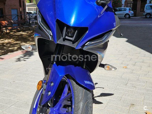 Yamaha YZF-R125 - Vista 4