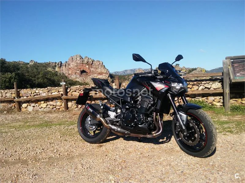 Kawasaki Z900 - Vista 8