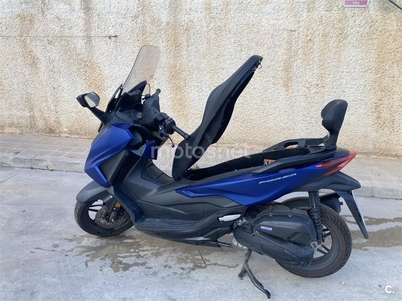 Honda Forza 125 - Vista 3