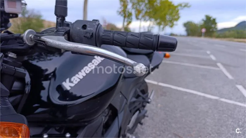 Kawasaki Z750 - Vista 7