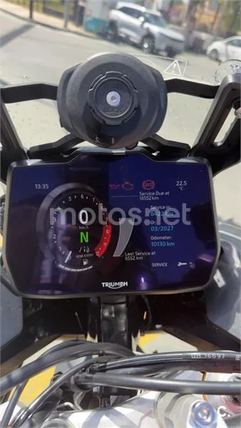 Triumph Tiger 900 - Vista 4
