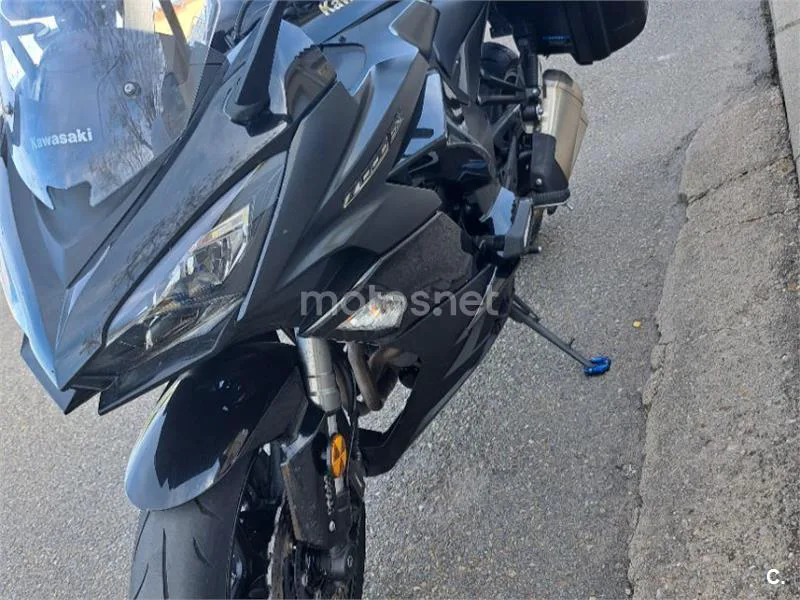 Kawasaki Z1000 SX - Vista 3