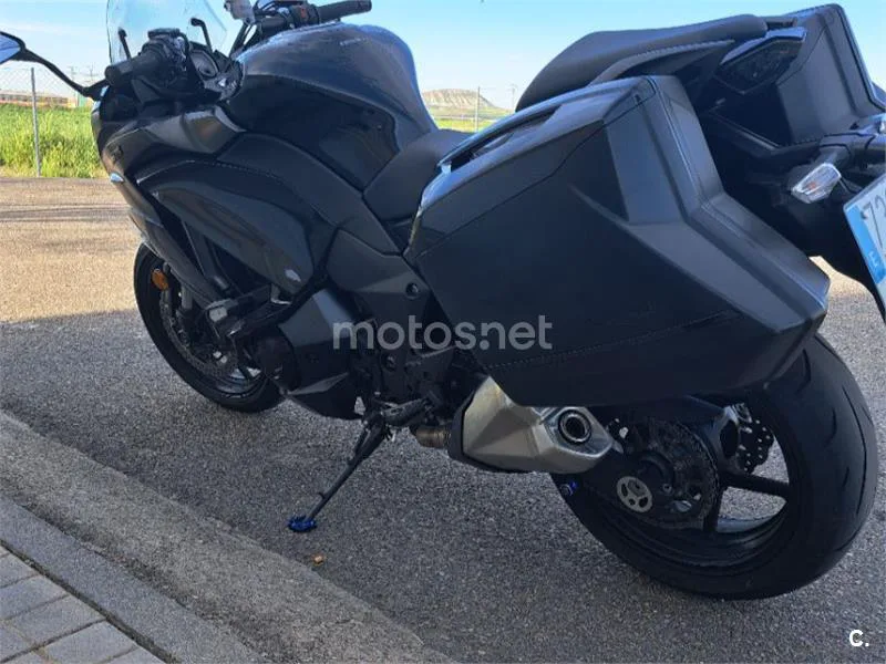 Kawasaki Z1000 SX - Vista 8