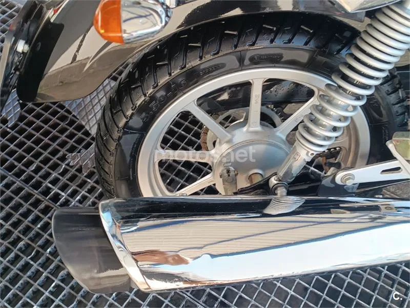 Yamaha YBR125 - Vista 4