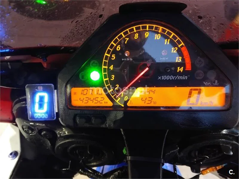 Honda CBR1000RR Fireblade - Vista 4