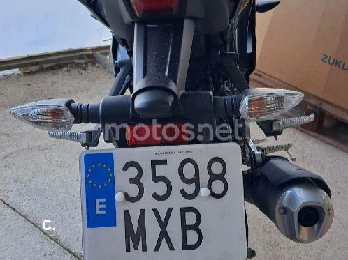 Yamaha YZF-R125 - Vista 4