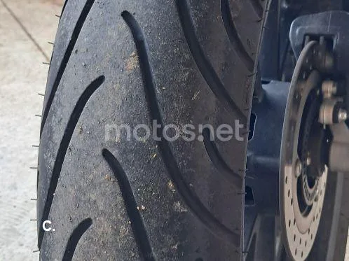Yamaha YZF-R125 - Vista 6