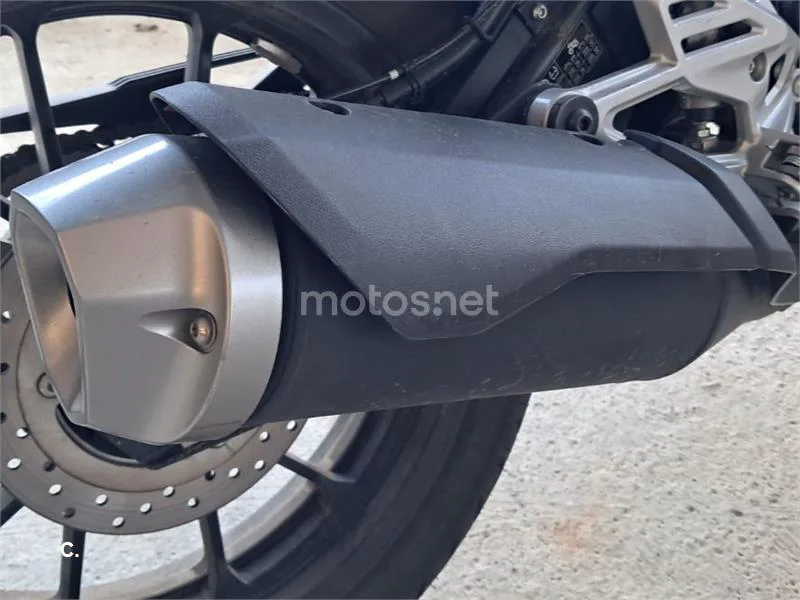 Yamaha YZF-R125 - Vista 7