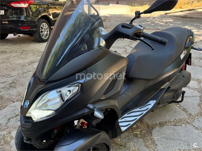 Piaggio MP3 - Vista 3