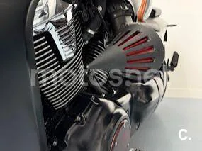 Suzuki Intruder M1800R - Vista 5