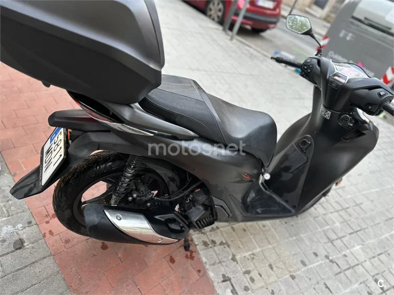 Honda SH125i - Vista 10