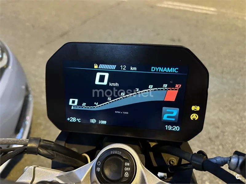 BMW F 900 R - Vista 8