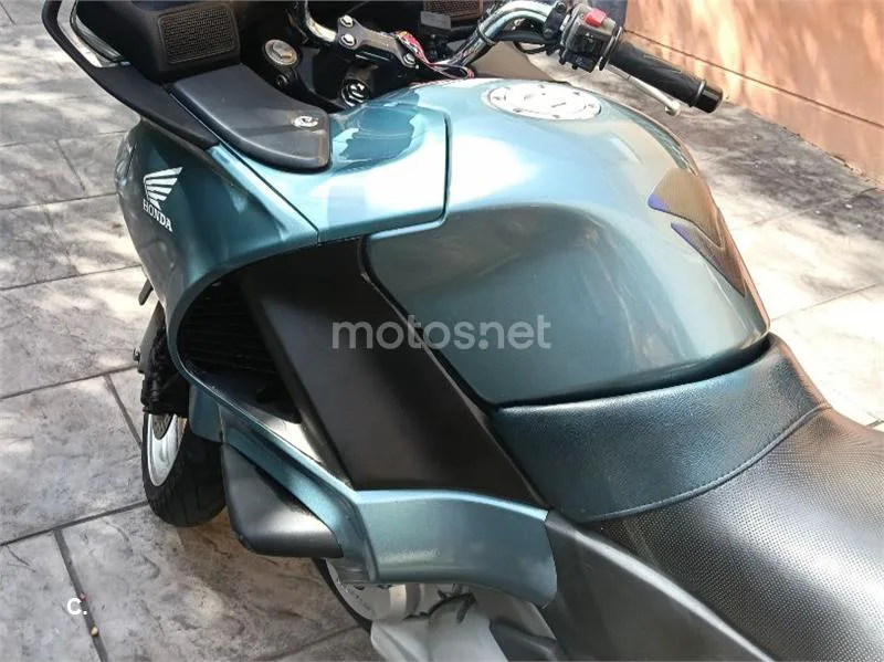 Honda NT700V Deauville - Vista 5