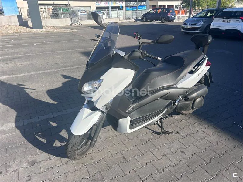 Yamaha XMAX 250 2100 € 2011 Madrid - 1