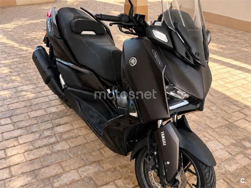 Yamaha XMAX 300 - Vista 3