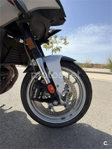 BMW F 900 XR - Vista 4