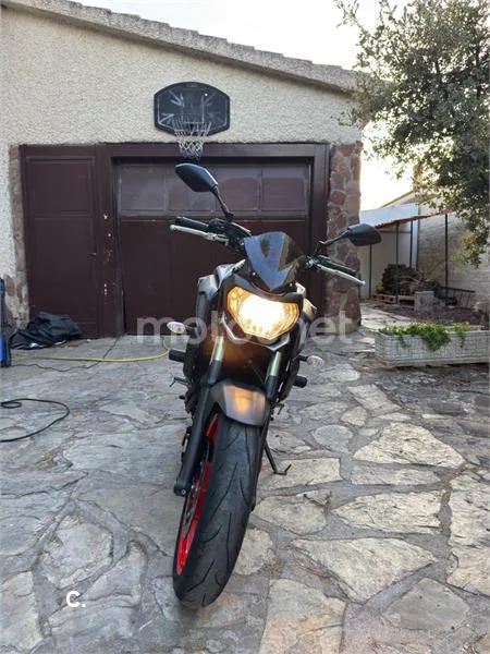 Yamaha MT-07 - Vista 4