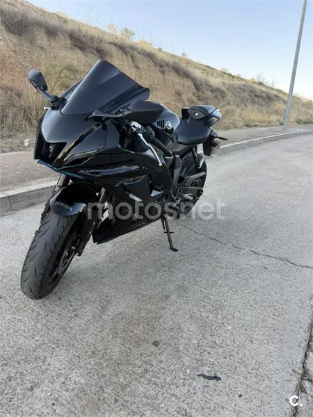 Yamaha YZF-R7 - Vista 5