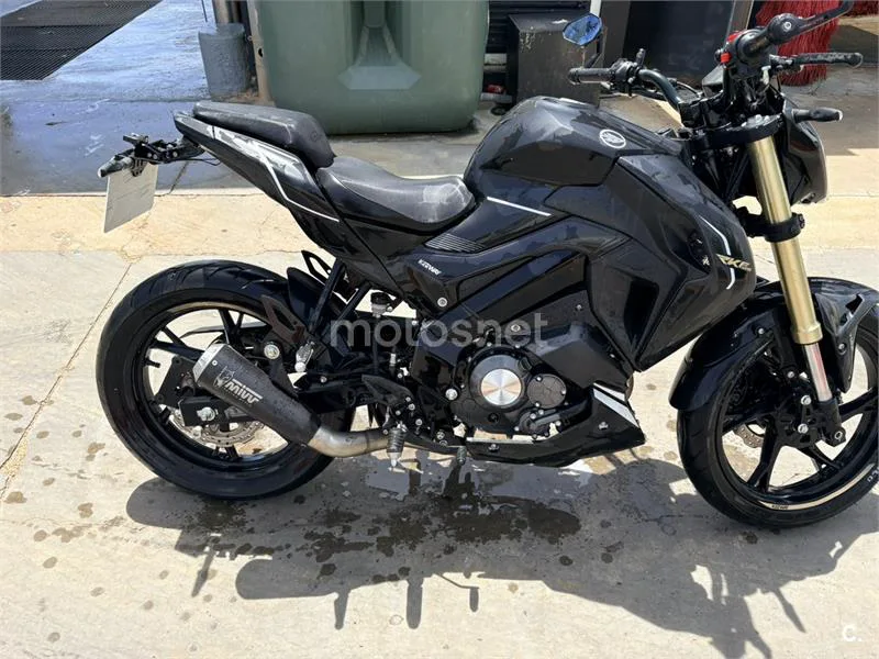 Keeway RKF 125 - Vista 4