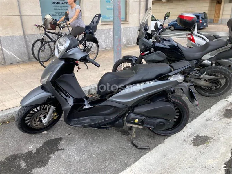 Piaggio Beverly 300 - Vista 8