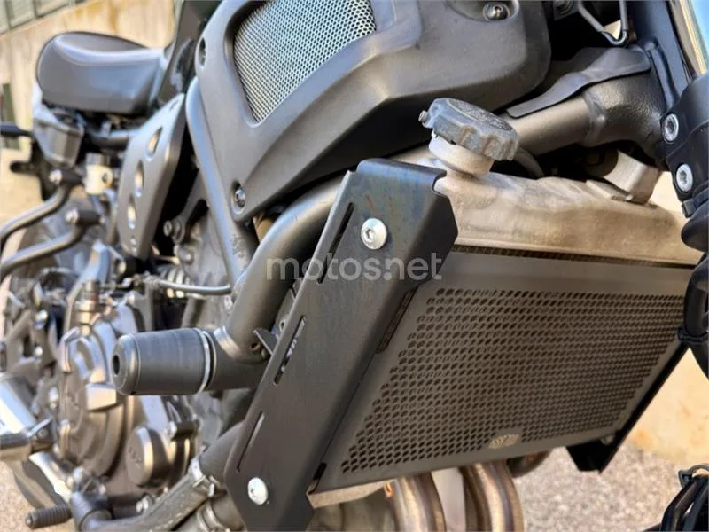 Yamaha XSR700 - Vista 6
