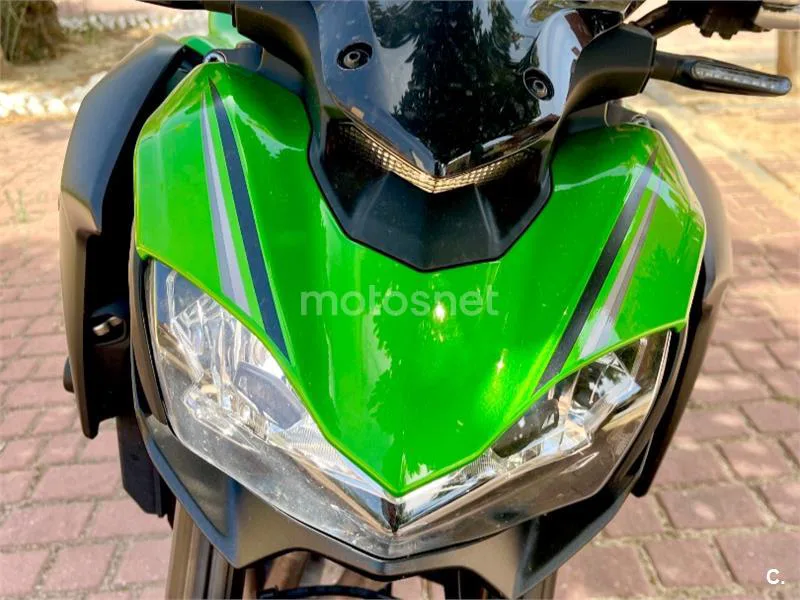 Kawasaki Z900 - Vista 5