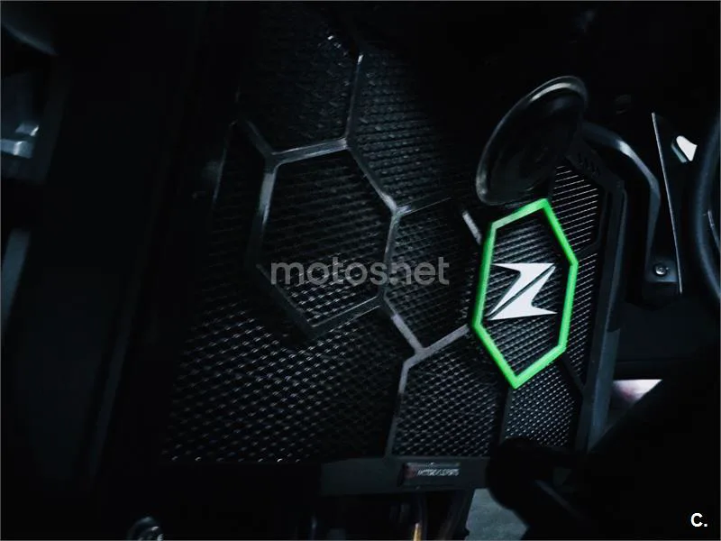 Kawasaki Z900 - Vista 7