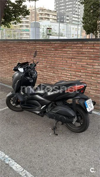 Yamaha XMAX 125 - Vista 3