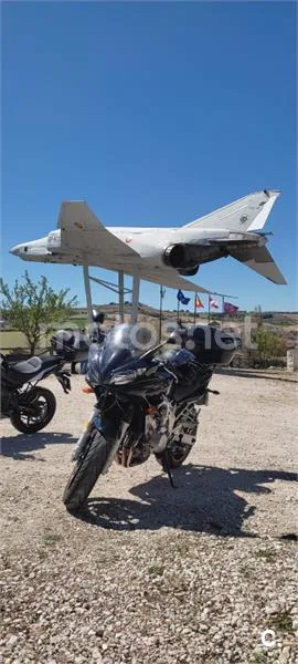 Yamaha FZ1 Fazer 2200 € 2006 Valladolid - 1