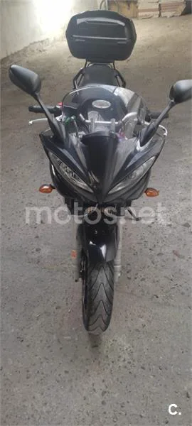 Yamaha FZ1 Fazer 2200 € 2006 Valladolid - 2