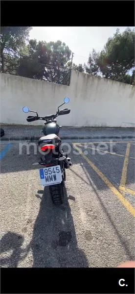 Triumph Scrambler 400 X - Vista 4