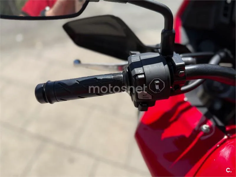 Honda NX500 - Vista 13