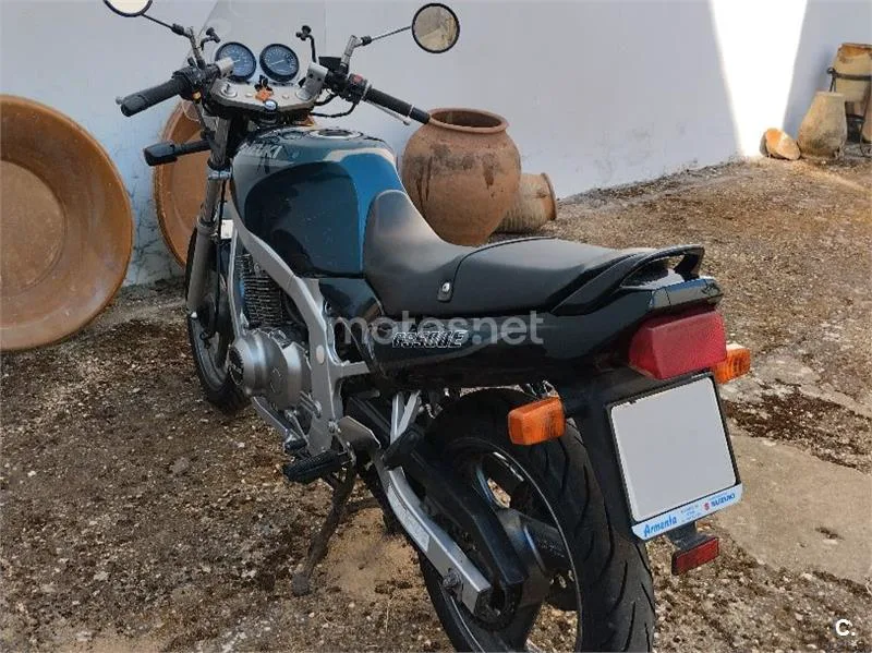 Suzuki GS500E - Vista 4
